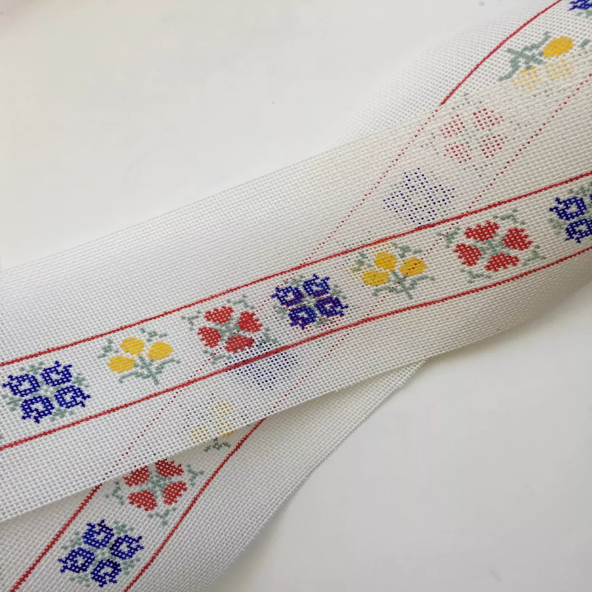 Plum Stitchery 20A Edelweiss and Hearts Belt