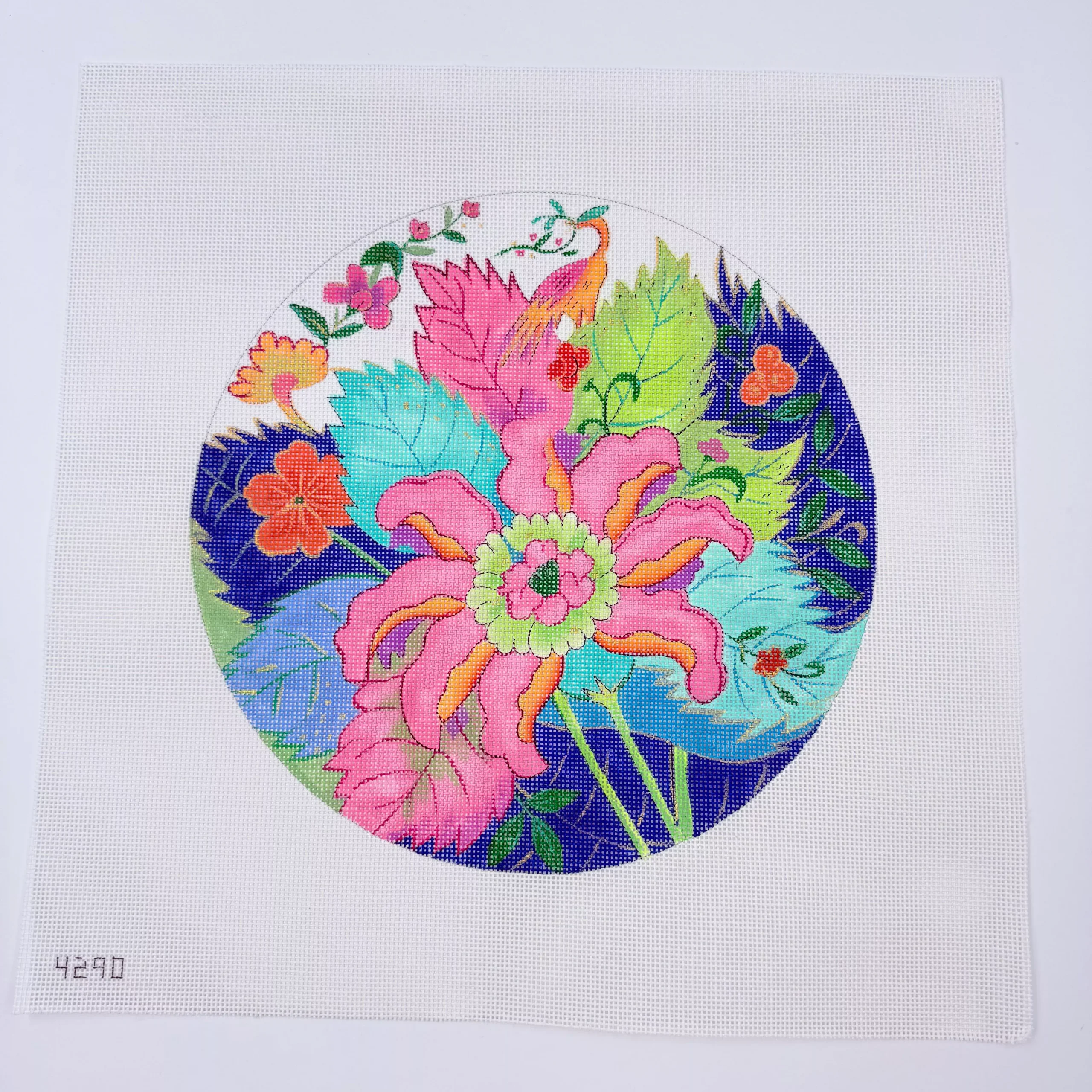 Tobacco Leaf Round Canvas